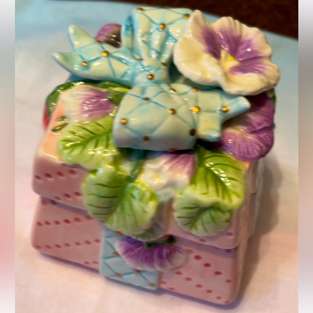 Fitz and Floyd Vintage Jewelry Bouquet Trinket Gift Box Pink Floral BrandNew NWT